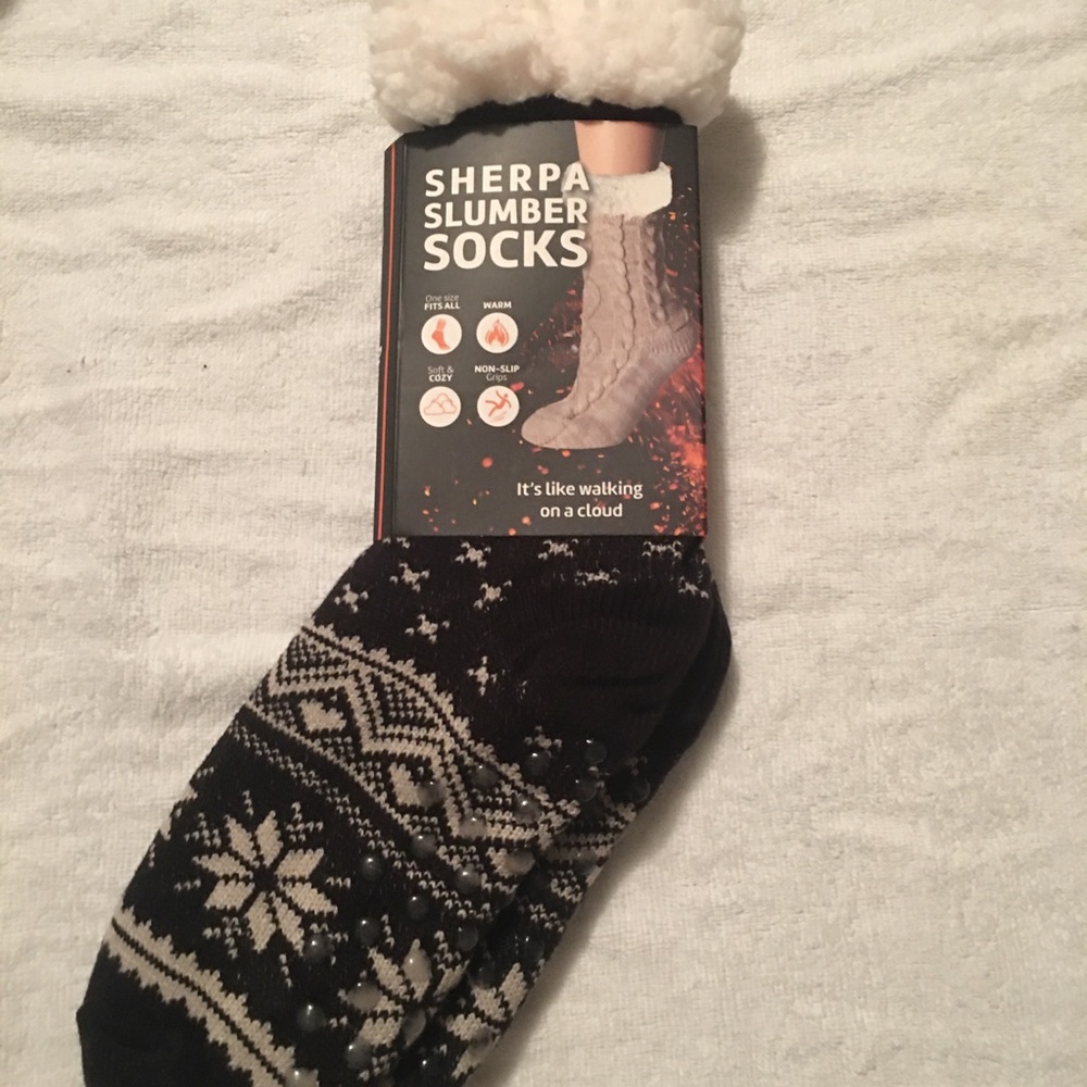 NWT Sherpa Slumber Socks - Picture 1 of 5